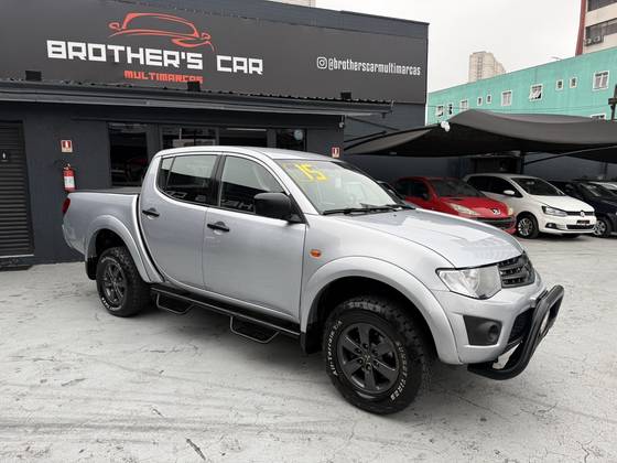 MITSUBISHI L200 TRITON 2.4 HLS 4X2 CD 16V FLEX 4P MANUAL